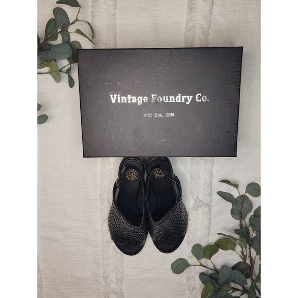 Vintage Foundry Florence Sandal in Black - Picture 1 of 5